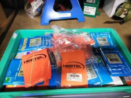 DESCRIPTION: (1) MISC TRAY OF TOOLS BRAND/MODEL: MANY INFORMATION: MUST COME INSPECT SIZE: TRAY NOT INCLUDED QTY: 1