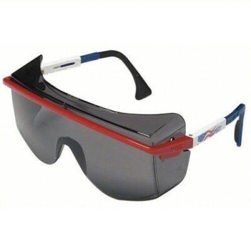 DESCRIPTION: (4) SAFETY GLASSES BRAND/MODEL: hONEYWELL #3WLJ1 RETAIL$: $20.00 EA QTY: 4