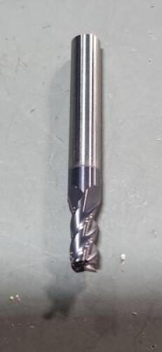 DESCRIPTION: (2) SOLID CARBIDE SQ END MILL BRAND/MODEL: ACCUPRO 01982370 SIZE: 13/64" 3/8" LOC QTY: 2
