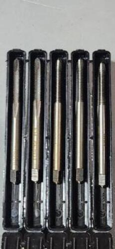 DESCRIPTION: (20) HSS SPIRAL POINT HAND TAPS BRAND/MODEL: VC 04518320 SIZE: #10-32 UNF QTY: 20