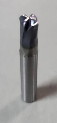 DESCRIPTION: (1) SOLID CARBIDE CORNER RADIUS END MILLA BRAND/MODEL: SECO 39958 SIZE: 0.315" D 2mm RAD 8mm SD RETAIL$: 155.54 EA QTY: 1