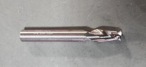 DESCRIPTION: (2) SOLID CARBIDE SQ ENDMILL BRAND/MODEL: HERTEL 88247580 SIZE: 1/4" dia 1/2" LOC QTY: 2