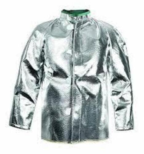 DESCRIPTION: (2) CARBON KEVLAR ALUMINIZED JACKET BRAND/MODEL: KAREWEAR INFORMATION: ALUMINIZED SIZE: 5XL RETAIL$: $651.77 EA QTY: 2