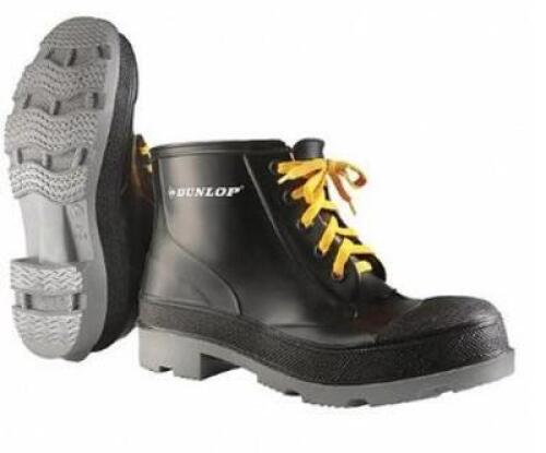 DESCRIPTION: (1) RUBBER BOOT BRAND/MODEL: DUNLOP/861031233 INFORMATION: BLACK/POLYURETHANE/WATERPROOF RETAIL$: $33.50 SIZE: SIZE: 12 QTY: 1