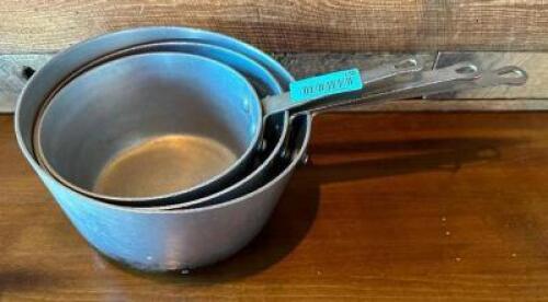 (3) PIECE SAUCE POT SET.
