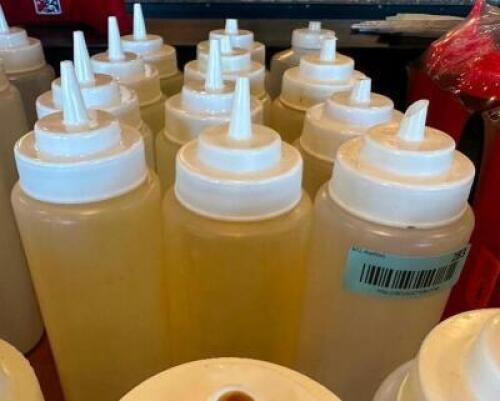 (12) 32 OZ PLASTIC SQUEEZE BOTTLES