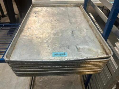 (4) CAMBRO FULL SIZE PLASTIC INSERTS W/ LID