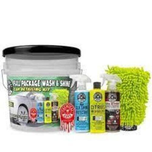 DESCRIPTION: (1) WASH AND SHINE CAR CLEANING BUCKET BRAND/MODEL: CHEMICAL GUYS INFORMATION: PROFESSIONAL STARTER KIT RETAIL$: $159.99 EA QTY: 1