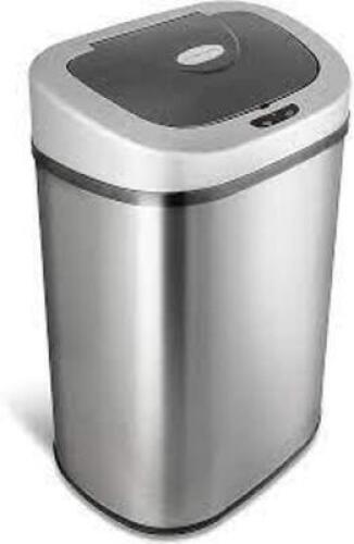 DESCRIPTION: (1) MOTION SENSOR TRASH CAN BRAND/MODEL: NINESTARS INFORMATION: SILVER/BLACK SIZE: 21 GALLON RETAIL$: $80.70 EA QTY: 1