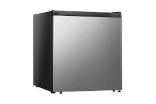 DESCRIPTION: (1) COMPACT REFRIGERATOR BRAND/MODEL: HISENSE #662212097 INFORMATION: BLACK AND STAINLESS STEEL SIZE: 1.6 CU FT RETAIL$: $99.99 EA QTY: 1