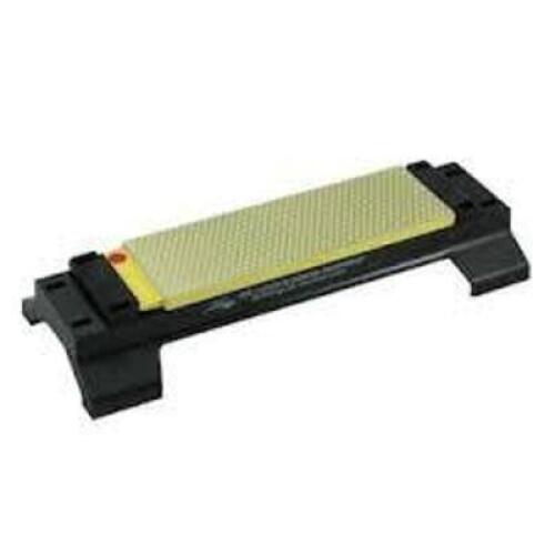 DESCRIPTION: (1) SHARPENER WITH BASE BRAND/MODEL: DMT DIAMOND DUO SHARP SIZE: 8" RETAIL$: $138.99 EA QTY: 1
