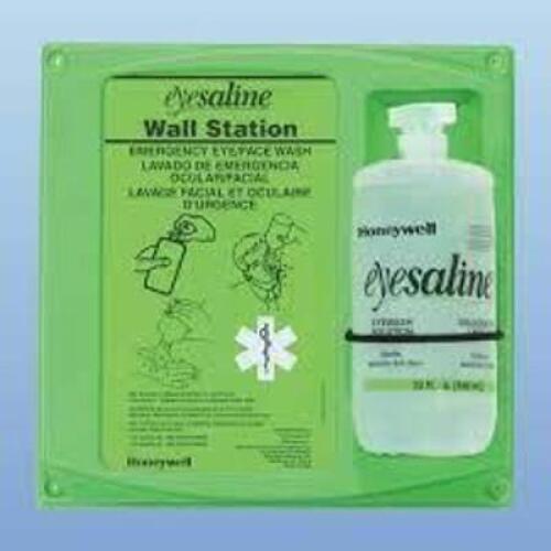 DESCRIPTION: (1) CASE OF (7) EMERGENCY EYEWASH STATION BRAND/MODEL: HONEYWELL SIZE: 32 OZ RETAIL$: $44.00 PER ITEM QTY: 1