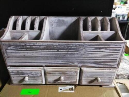 DESCRIPTION: (2) RUSTIC DESK TOPPER BRAND/MODEL: GLAMLILY QTY: 2