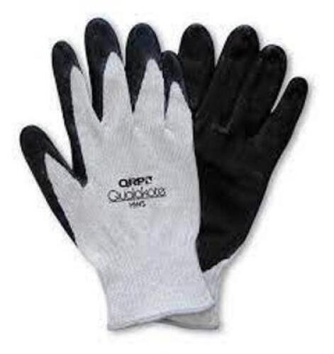 DESCRIPTION: (2) PACKS OF (12) WAVE SOLDER GLOVES BRAND/MODEL: QUALAKOTE #PDWS RETAIL$: $124.32 EA SIZE: SIZE M QTY: 2