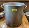 DESCRIPTION: 14" STOCK POT SIZE: 14"X13" LOCATION: DINING AREA QTY: 1