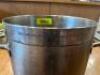DESCRIPTION: 9.5" STOCK POT SIZE: 9.5"X10" LOCATION: DINING AREA QTY: 1 - 3