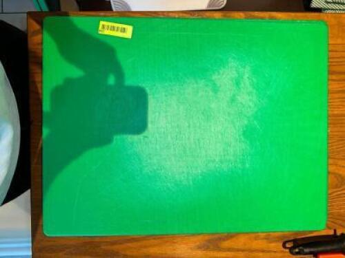 NAME: (3)- CUTTING BOARDS DESCRIPTION: (3)- CUTTING BOARDS SIZE: 24X18 LOCATION: MAIN DINING QTY: 3