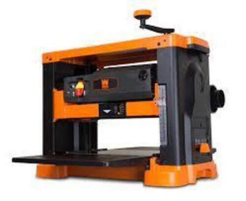 DESCRIPTION: (1) PLANER WITH SPIRAL CUTTERHEAD BRAND/MODEL: WEN #PL1326 INFORMATION: ORANGE SIZE: 13" RETAIL$: $410.15 EA QTY: 1