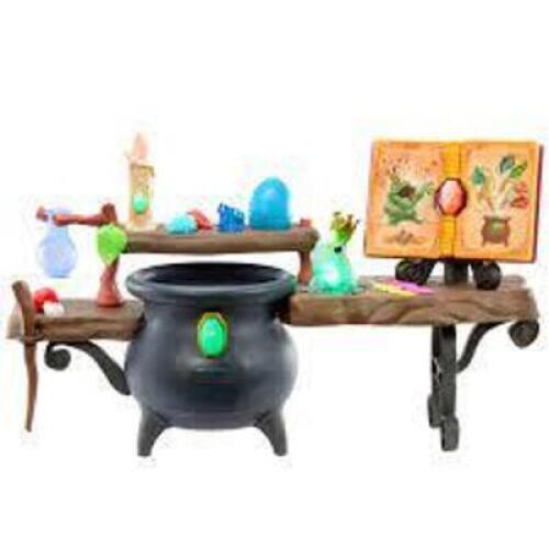 DESCRIPTION: (1) MAGIC WORKSHOP BRAND/MODEL: LITTLE TIKES RETAIL$: $83.00 EA QTY: 1