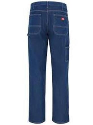 DESCRIPTION: (3) PAIRS OF BLUE JEANS BRAND/MODEL: DICKIES #LU20RB INFORMATION: BLUE SIZE: 30X34 RETAIL$: $34.99 EA QTY: 3