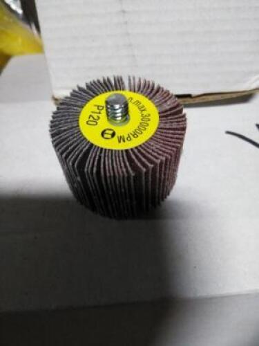DESCRIPTION: (3) BOXES OF (10) PREMIUM FLAP WHEELS BRAND/MODEL: 809775-26969 INFORMATION: GRIT 120, ALUMINUM OXIDE SIZE: 1 1/2" X 1" X 1/4" QTY: 3