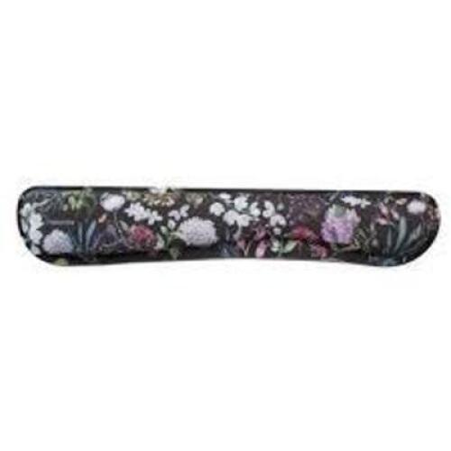 DESCRIPTION: (4) KEYBOARD WRIST REST AND MOUSE PAD BRAND/MODEL: INSTEN INFORMATION: FLORAL RETAIL$: $10.00 EA QTY: 4