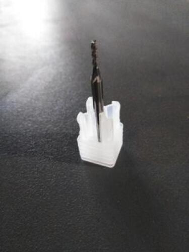 DESCRIPTION: (6) SOLID CARBIDE SQ END MILL BRAND/MODEL: ROBBJACK SEM04-20319 SIZE: .059" DIA .250" LOC RETAIL$: $18.70 QTY: 6