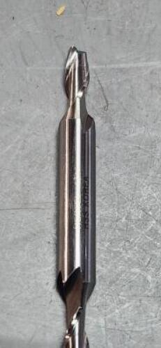 DESCRIPTION: (1) DE SQ END MILLBRAND/MODEL: HERTEL 41115445SIZE: 1/4" DIA 1/2" LOCQTY: 1