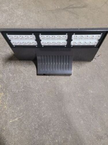 DESCRIPTION: (1) OUTDOOR LIGHTING BRAND/MODEL: DSXW2 RETAIL$: $350.00 EA QTY: 1
