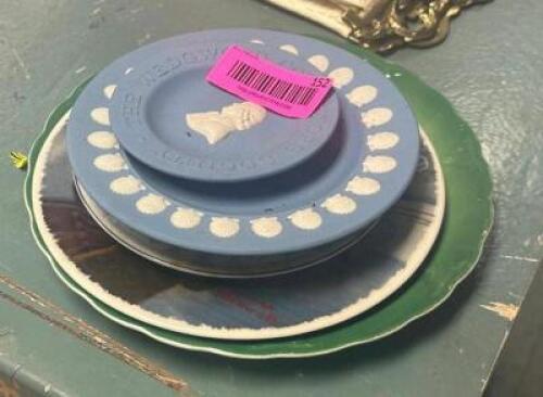 DECORATIVE PLATE SET