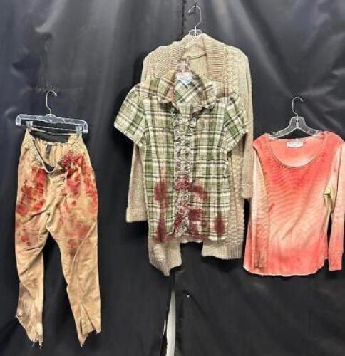 DESCRIPTION HOUSE OF FEAR SPIDER VICTIM ACTORS COSTUME. ADDITIONAL INFORMATION EVERY STAIN, EVERY BLEMISH, TELLS A STORY OF HORROR AND DESPAIR. FROM T