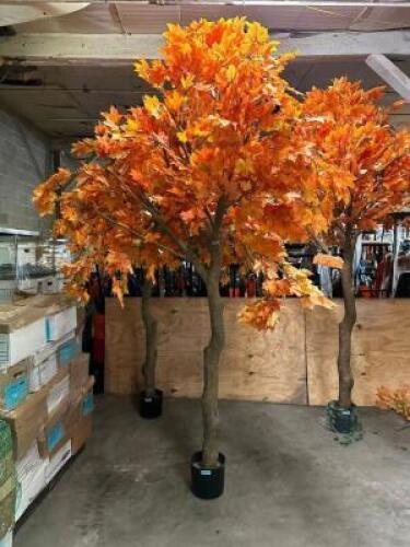 DESCRIPTION AUTOGRAPH FOLIAGE'S 10.5' LARGE SUGAR MAPLE TREE IN ORANGE COLORS BRAND / MODEL: AUTOGRAPH FOLIAGE'S P-181360 RETAIL PRICE: $1,800 QTY 1