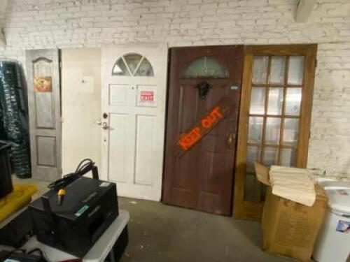 DESCRIPTION (5) ASSORTED INTERIOR DOORS TO HAUNTED HOUSE. THIS LOT IS: ONE MONEY QTY 1