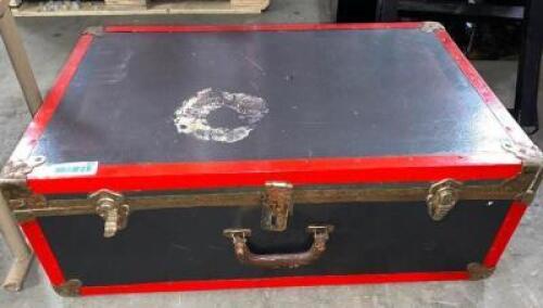 DESCRIPTION 36" WOODEN TRAVEL TRUNK QTY 1