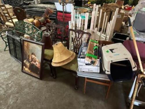 DESCRIPTION (1) LOT OF ASSORTED SMALL FURNITURE AND PROPS ADDITIONAL INFORMATION SEE ADDITIONAL IMAGES THIS LOT IS: ONE MONEY QTY 1