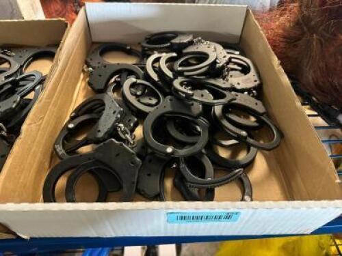 DESCRIPTION (16) PAIRS OF BLACK HANDCUFFS ADDITIONAL INFORMATION NO KEY QTY 1