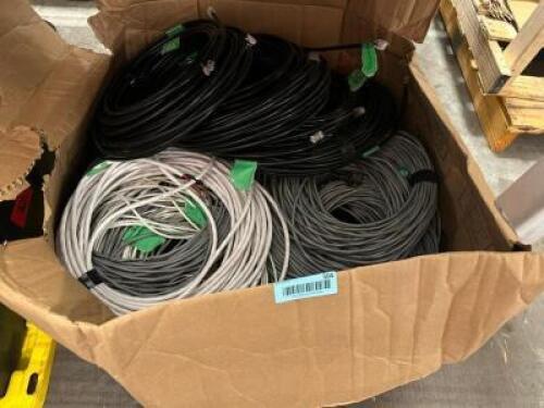 DESCRIPTION (1) BOX OF ASSORTED SPEAKER WIRE AND ELECTRICAL CABLE QTY 1