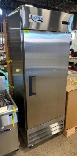 AVANTCO SINGLE DOOR REACH IN FREEZER.
