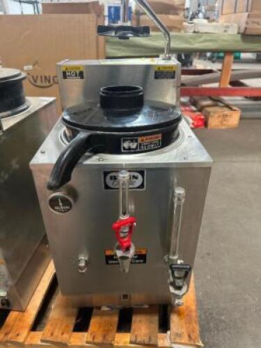 BUNN 3 GALLON AUTOMATIC ELECTRIC COFFEE URN ( PRE-OWNED )