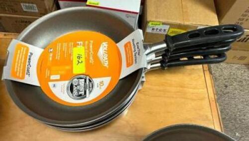 (4) VOLLRATH 10" NONSTICK ALUMINUM SKILLETS