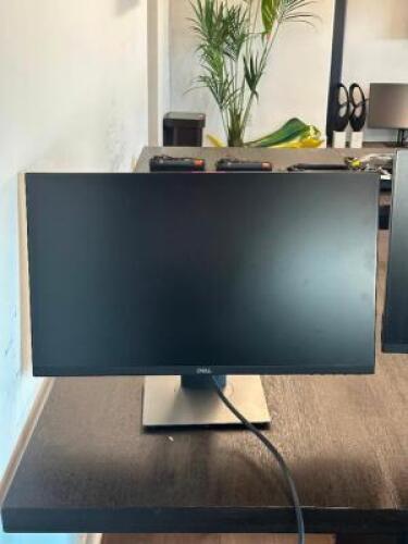 FLAT PANEL MONITOR