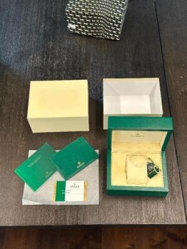 ROLEX OYSTER S BOX WITH DOCUMENTATION