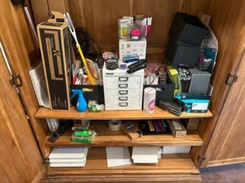 LARGE COLLECTION OF OFFICE SUPPLIES