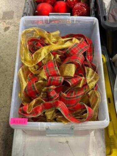 LARGE CONTAINER OF CHRISTMAS DECORATIONS WITH LID