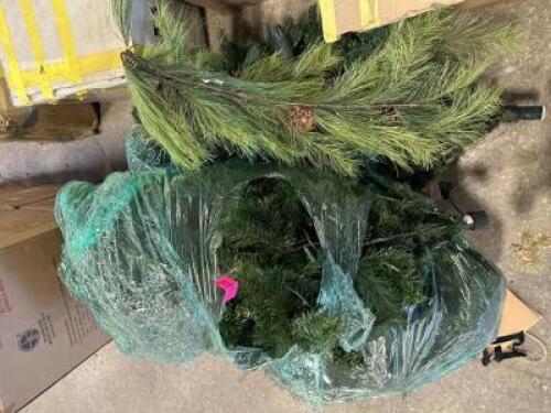 CHRISTMAS TREE