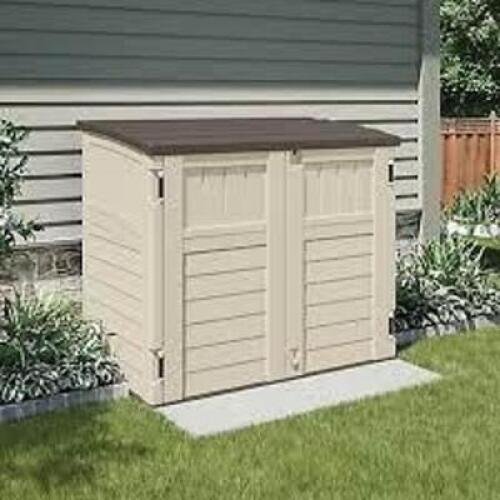 DESCRIPTION: (1) HORIZONTAL STORAGE SHEDBRAND/MODEL: SUNCAST #BMS2500INFORMATION: BROWN/OFF WHITESIZE: 2 ft. 8 in. x 4 ft. 5 in. x 3 ft. 9.5 in.RETAIL$: $692.99 EAQTY: 1