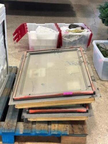 PALLET OF ASSORTED WINDOWS