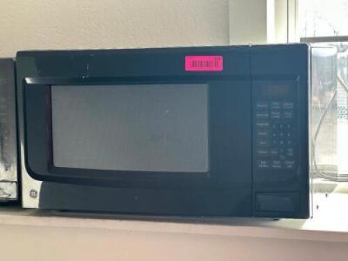 COUNTER TOP MICROWAVE