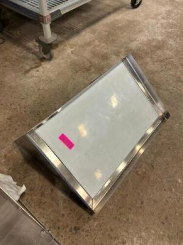24" WALL MOUNTED STAINLESS STEEL SHELF