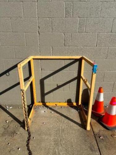 PROPANE TANK CAGE